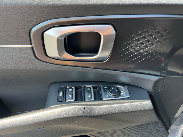 new 2025 Kia Sorento car, priced at $37,270