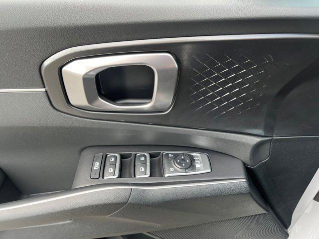new 2025 Kia Sorento car, priced at $38,525