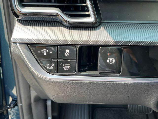 new 2025 Kia Sportage Hybrid car, priced at $38,110