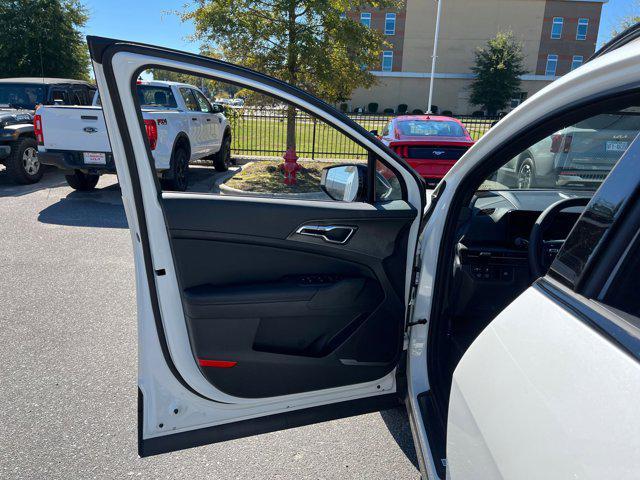 new 2026 Kia Sportage car, priced at $34,870