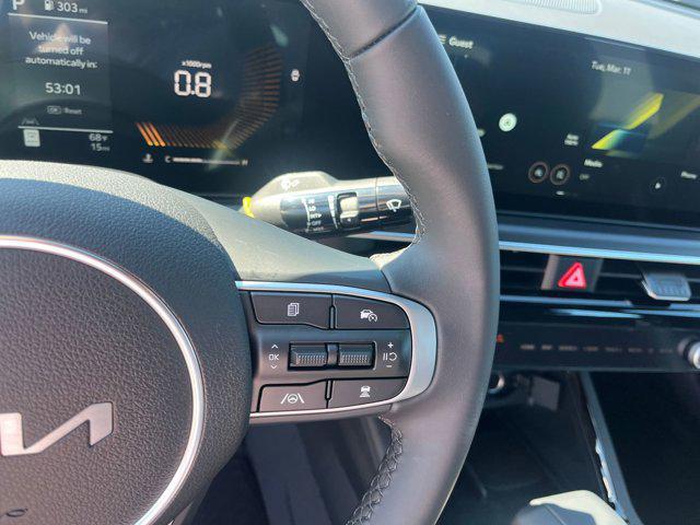 new 2025 Kia K5 car, priced at $28,075