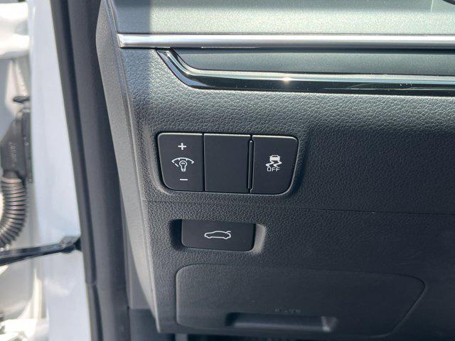 new 2025 Kia K5 car, priced at $29,830