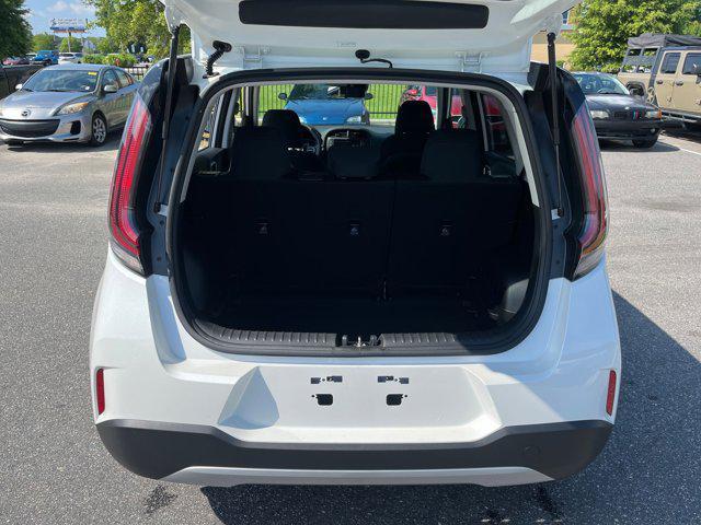 new 2025 Kia Soul car, priced at $21,605