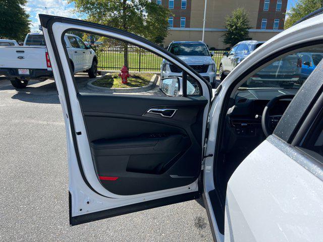 new 2026 Kia Sportage car, priced at $32,130