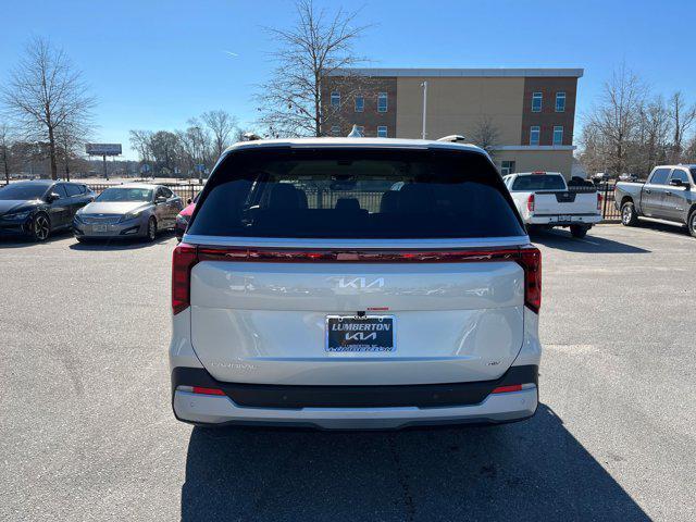 new 2025 Kia Carnival Hybrid car, priced at $44,385