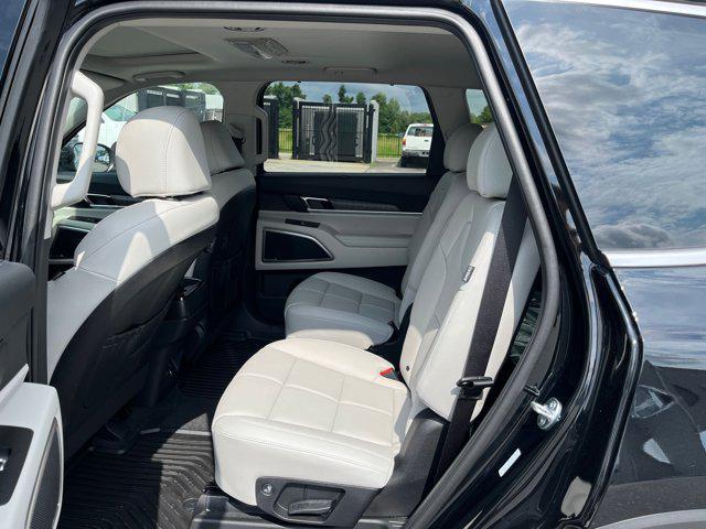 new 2025 Kia Telluride car, priced at $42,765