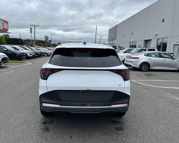 new 2026 Kia Sportage car, priced at $30,670