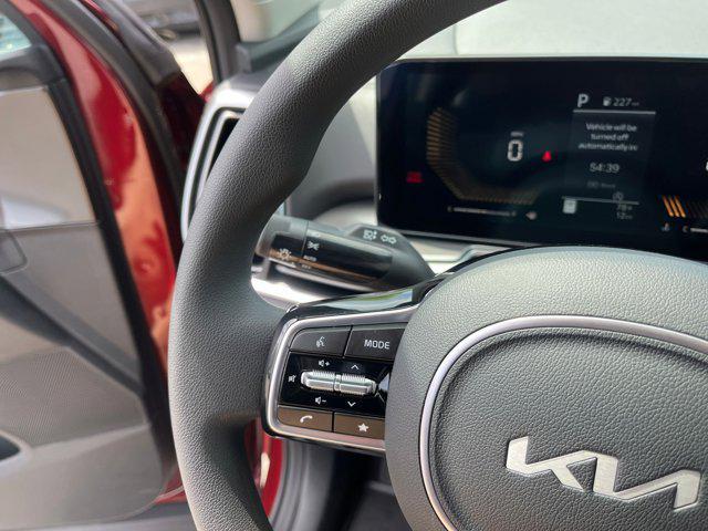 new 2025 Kia Sorento car, priced at $32,125