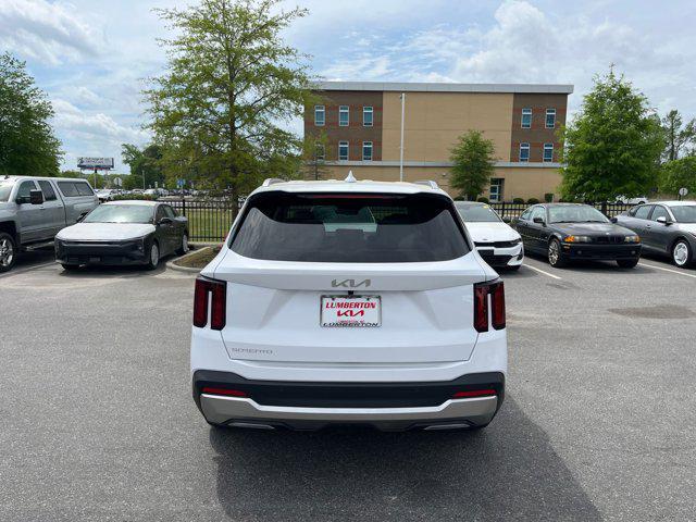 new 2025 Kia Sorento car, priced at $33,775