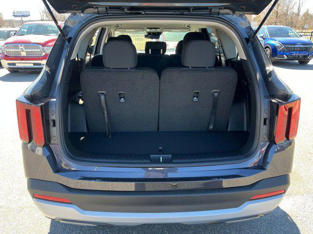 new 2025 Kia Sorento car, priced at $30,380