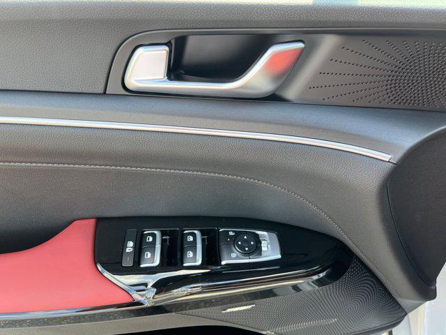 new 2025 Kia K5 car, priced at $30,080