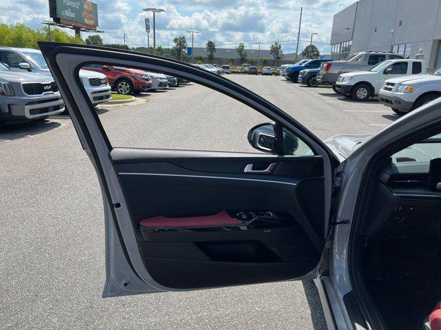 new 2025 Kia K5 car, priced at $30,080