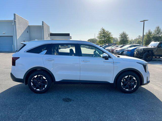 used 2024 Kia Sorento car, priced at $28,220