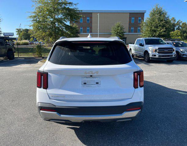 used 2024 Kia Sorento car, priced at $28,220