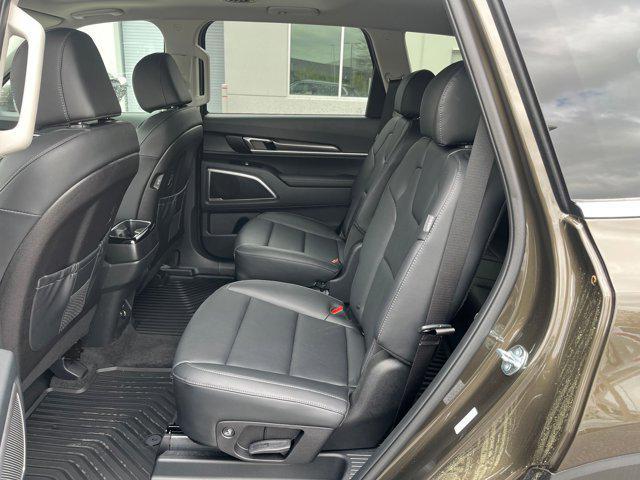 new 2025 Kia Telluride car, priced at $40,030