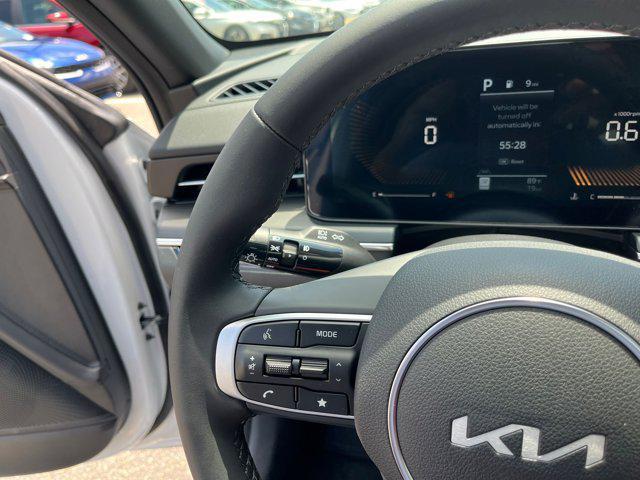 new 2025 Kia K5 car, priced at $30,080