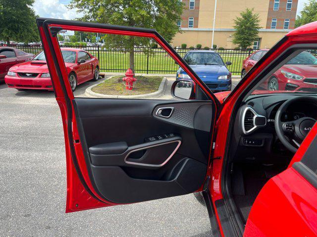 new 2025 Kia Soul car, priced at $21,060