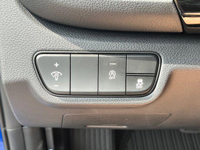 new 2025 Kia Seltos car, priced at $25,405