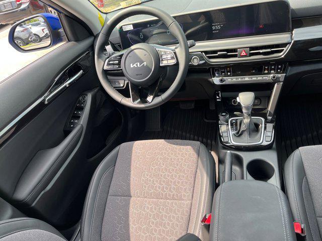 new 2025 Kia Seltos car, priced at $25,405