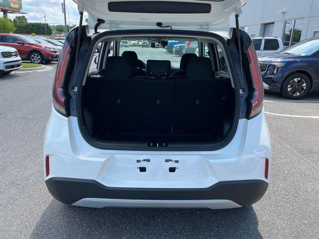 new 2025 Kia Soul car, priced at $21,605