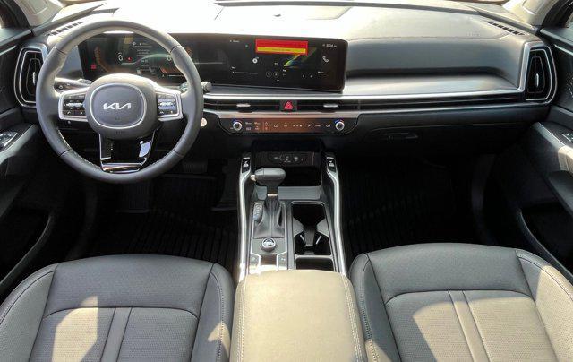 new 2025 Kia Sorento car, priced at $35,565