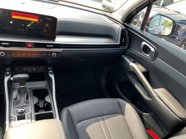 new 2025 Kia Sorento car, priced at $35,565