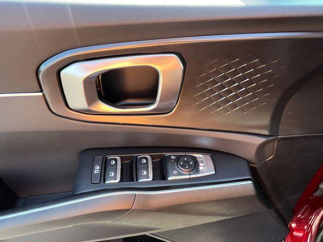 new 2025 Kia Sorento car, priced at $35,565