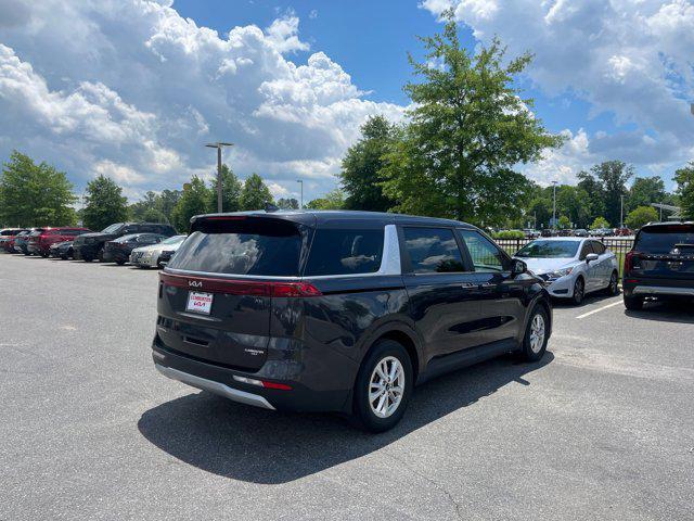 used 2023 Kia Carnival car, priced at $30,993