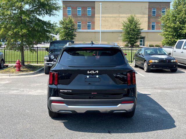 new 2025 Kia Sorento car, priced at $35,070