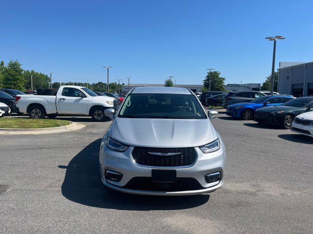 used 2023 Chrysler Pacifica car, priced at $25,993