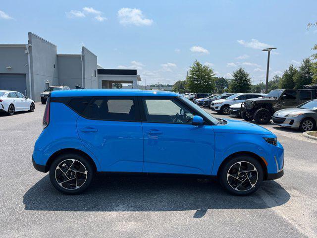 new 2025 Kia Soul car, priced at $24,901