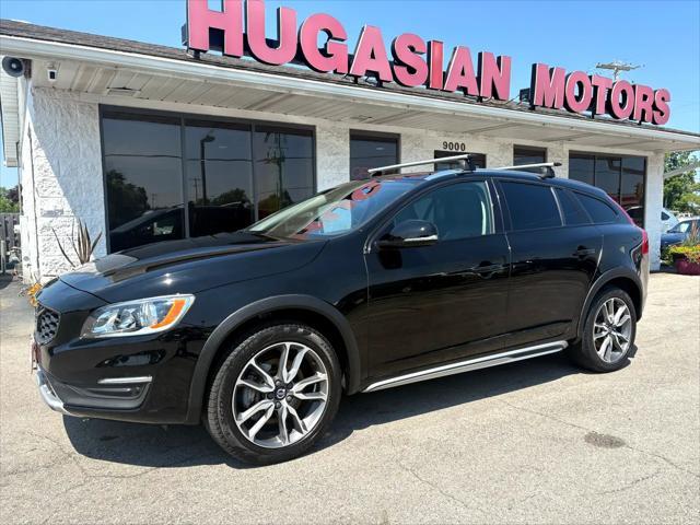 used 2018 Volvo V60 Cross Country car, priced at $19,500