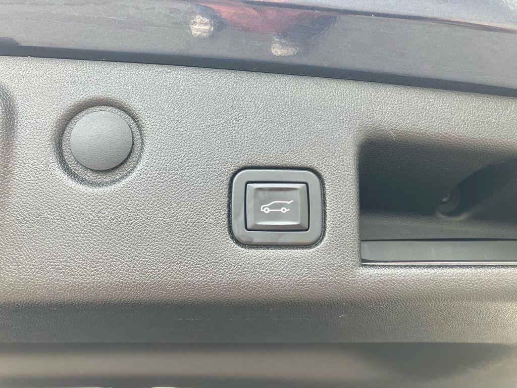 used 2018 Chevrolet Equinox car, priced at $14,000