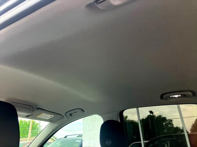 used 2021 Chevrolet Equinox car, priced at $18,500