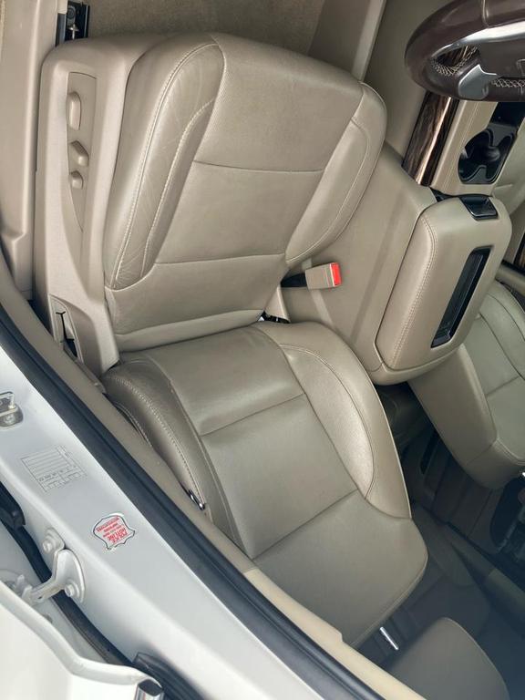 used 2019 GMC Yukon XL car, priced at $24,000