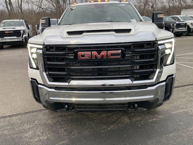 new 2024 GMC Sierra 2500 car, priced at $56,068