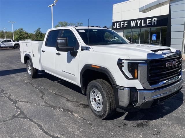 new 2024 GMC Sierra 2500 car, priced at $56,068