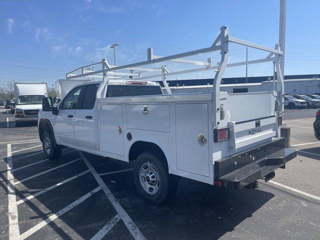 new 2024 GMC Sierra 2500 car, priced at $53,353