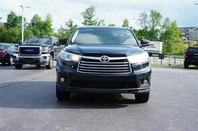 used 2016 Toyota Highlander car, priced at $15,188