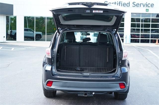 used 2016 Toyota Highlander car, priced at $15,188
