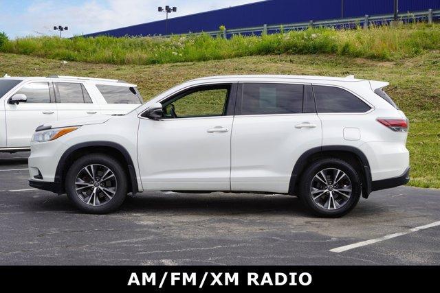 used 2016 Toyota Highlander car, priced at $15,395