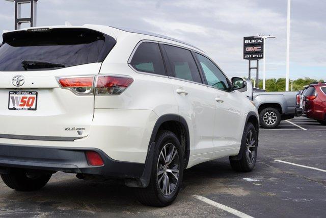 used 2016 Toyota Highlander car, priced at $15,395