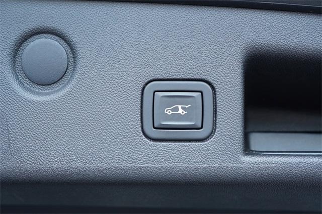 used 2022 Chevrolet Equinox car, priced at $20,344