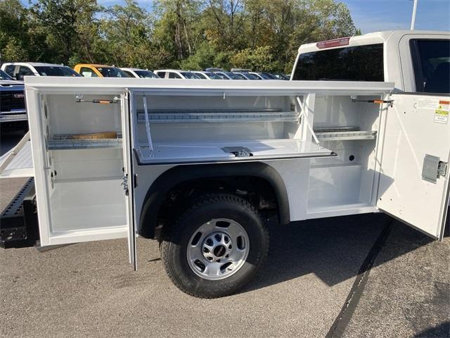 new 2024 GMC Sierra 2500 car, priced at $56,068