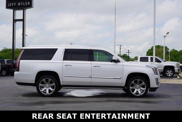 used 2020 Cadillac Escalade ESV car, priced at $32,408