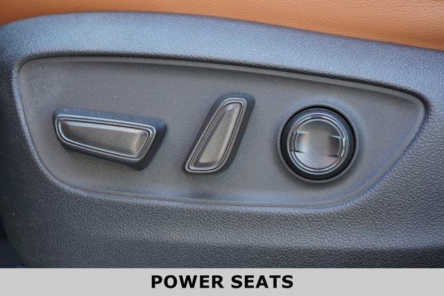 used 2021 Toyota Highlander car, priced at $33,866