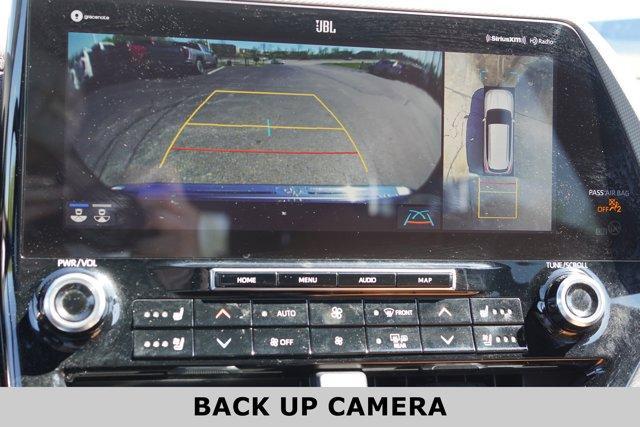 used 2021 Toyota Highlander car, priced at $33,866