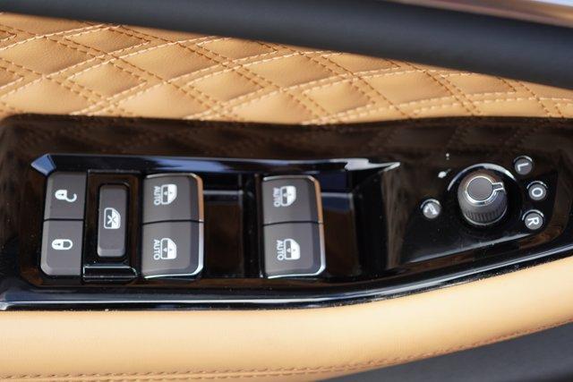 used 2023 Jeep Grand Cherokee car, priced at $42,874