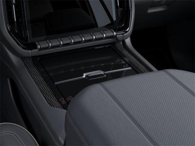 new 2025 GMC Yukon car, priced at $75,305