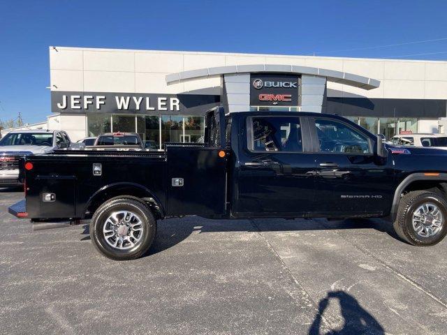 new 2024 GMC Sierra 3500 car, priced at $66,943